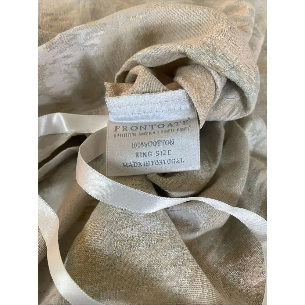 Frontgate King Duvet Jaquard in a silvery white , light peach , pale green